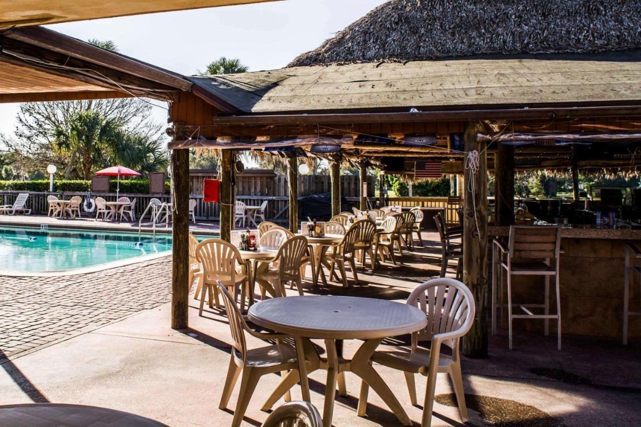 Quality Inn And Suites Golf Resort Golden Gate Exterior photo